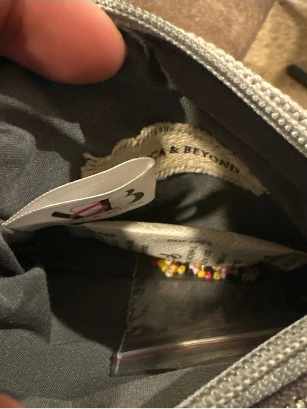 America & Beyond compact gray